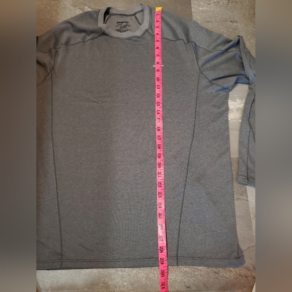 Patagonia Men Capilene 3 Midweight. Long Sleeves. 2 Shades Of Grey. XL. - Picture 6 of 7